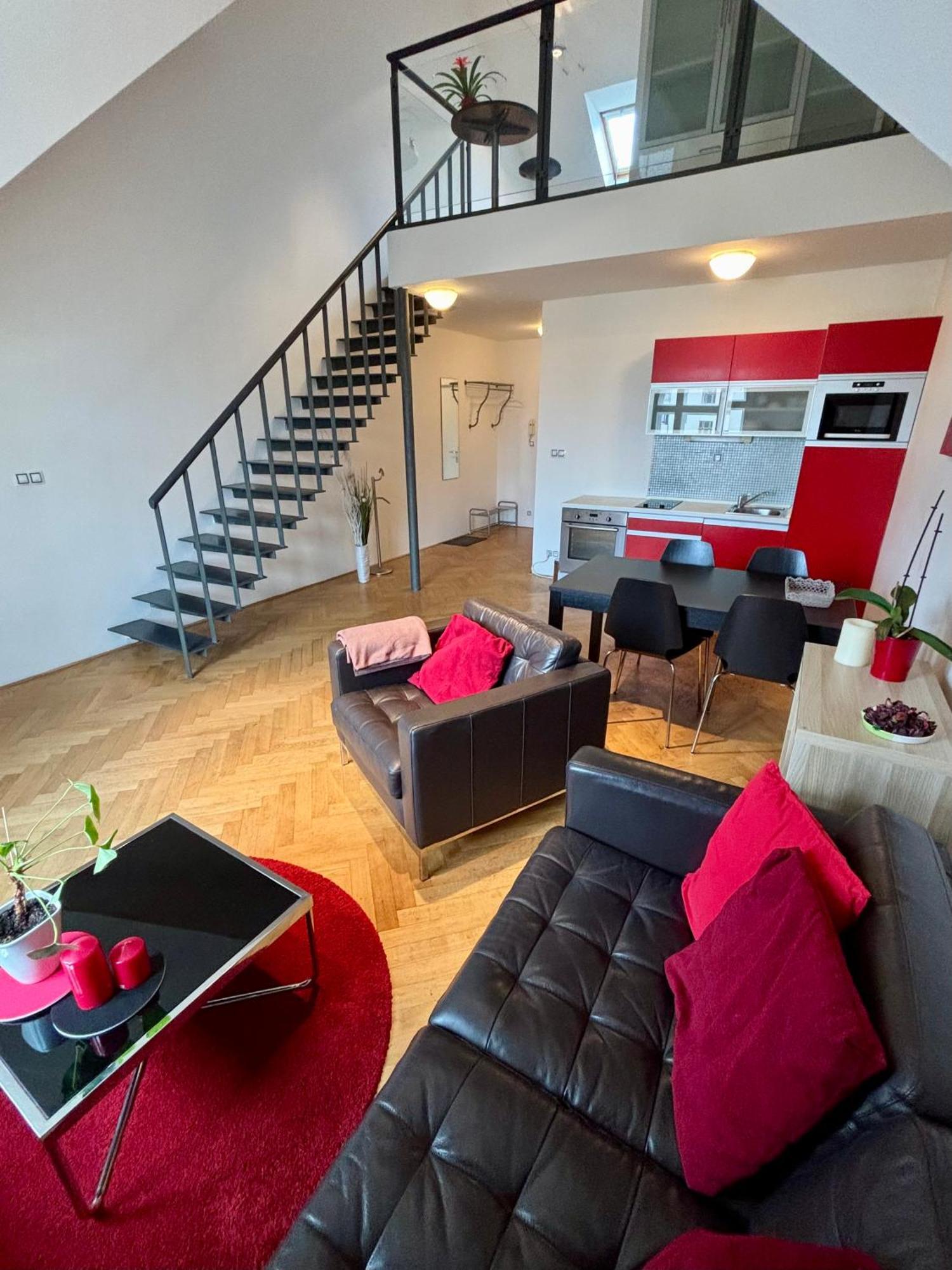 Prague Letna Apartments Luaran gambar